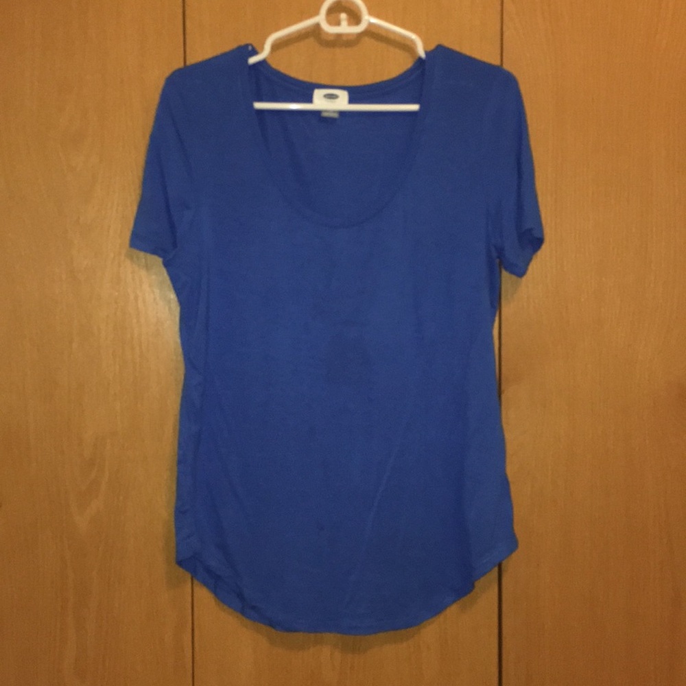 Short sleeve, blue flowy shirt